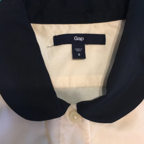 Peter Pan Collar Gap shirt - Picture 3 of 6